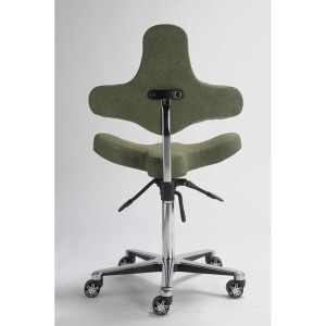 PUZZLE : fauteuil et assis debout